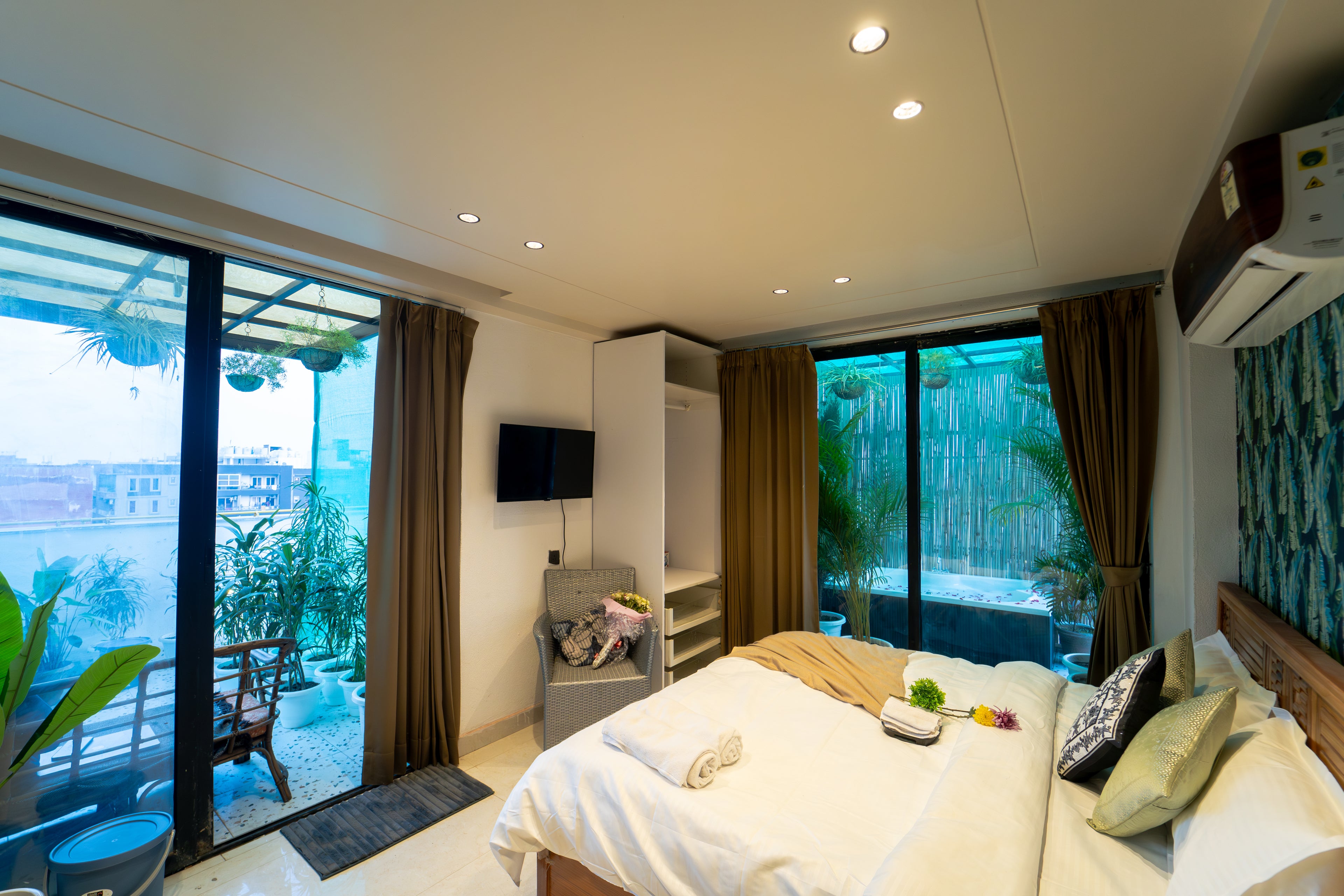 Chhatarpur penthouse