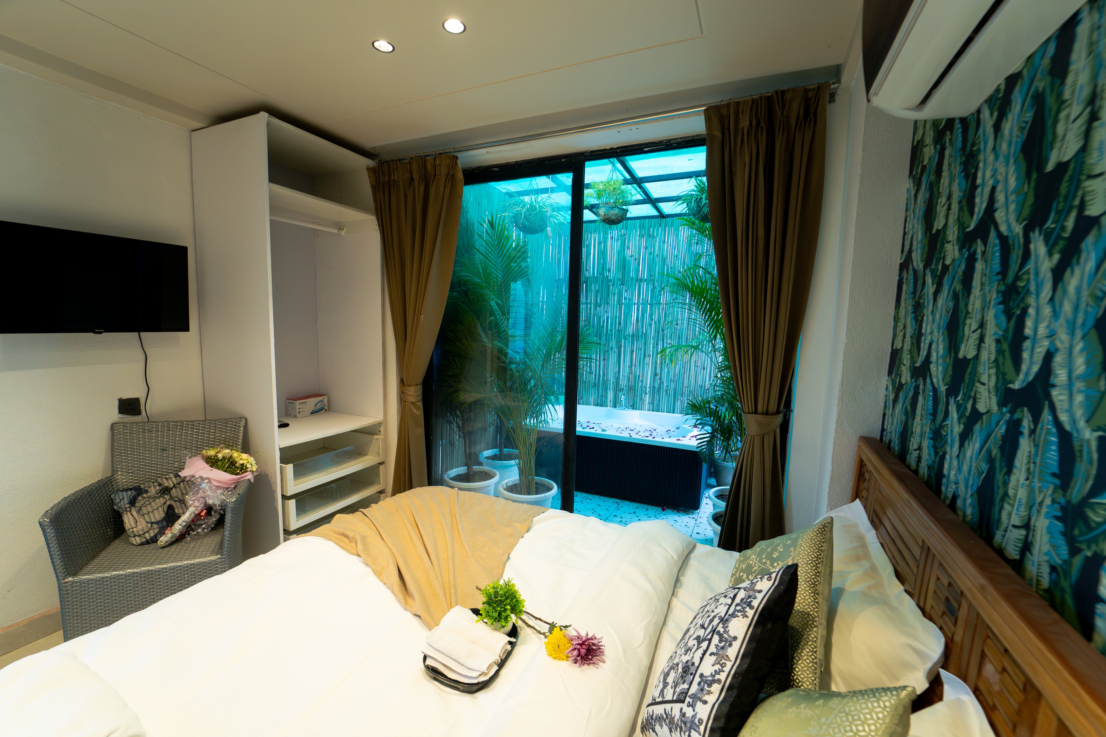 Chhatarpur penthouse