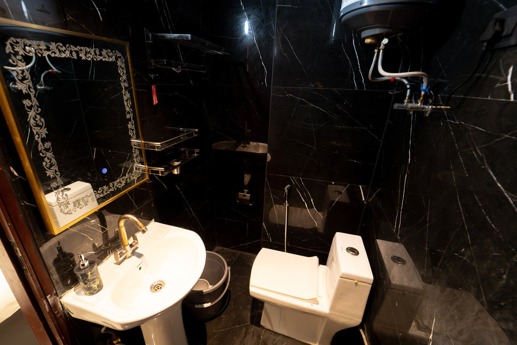 Prism Prestige@jacuzzi+wifi+Upscale interior