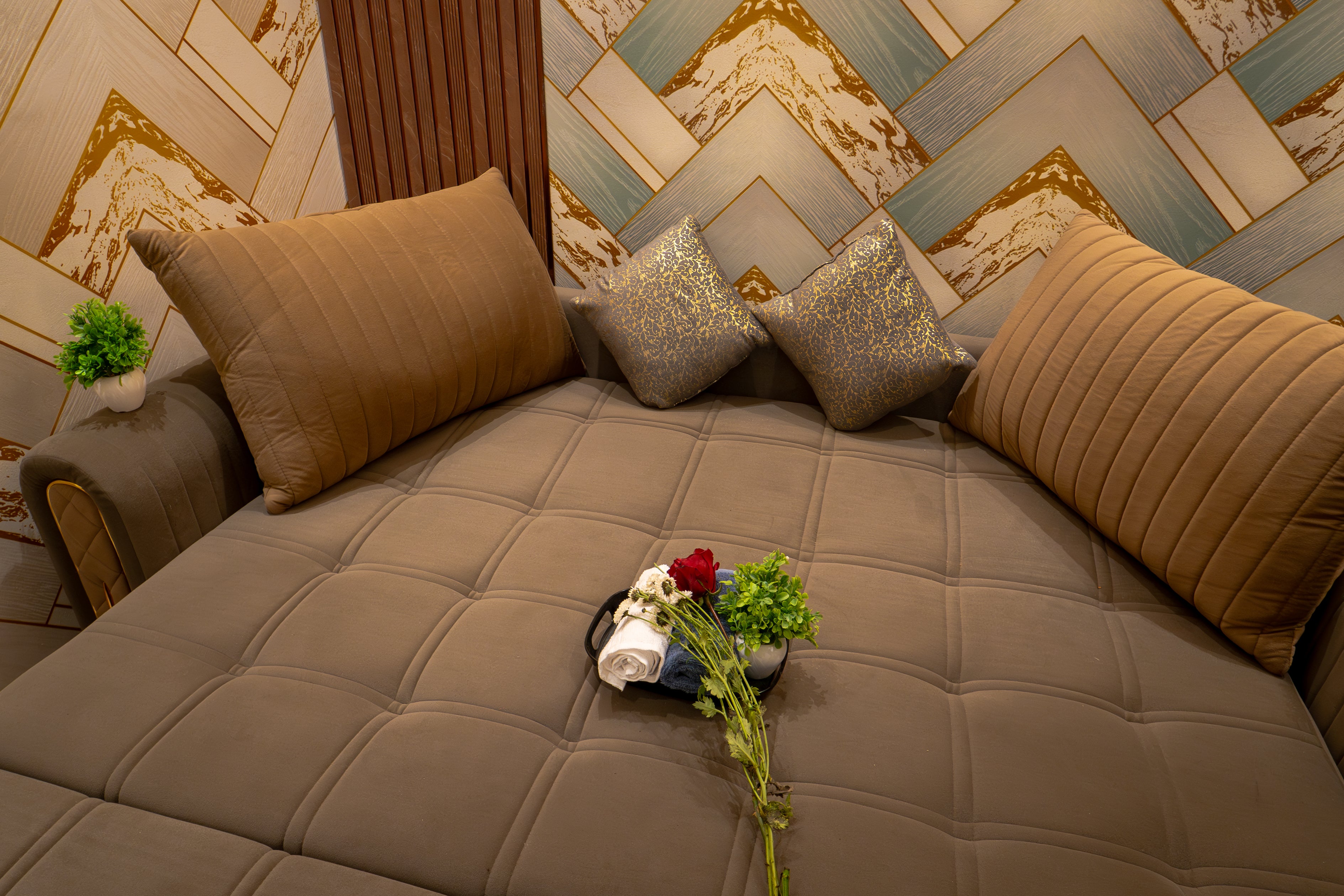 Prism Prestige@jacuzzi+wifi+Upscale interior